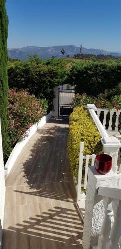 Villa T3 A 10' De Cassis - Piscine Privee Et Cuisine D'Ete Exterieure Carnoux-en-Provence Екстериор снимка